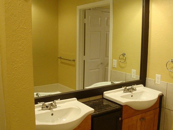 5th image of 3603 Hilltop Ln
