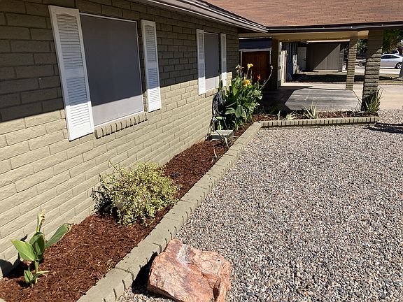 2nd image of 2514 E Jacinto Ave