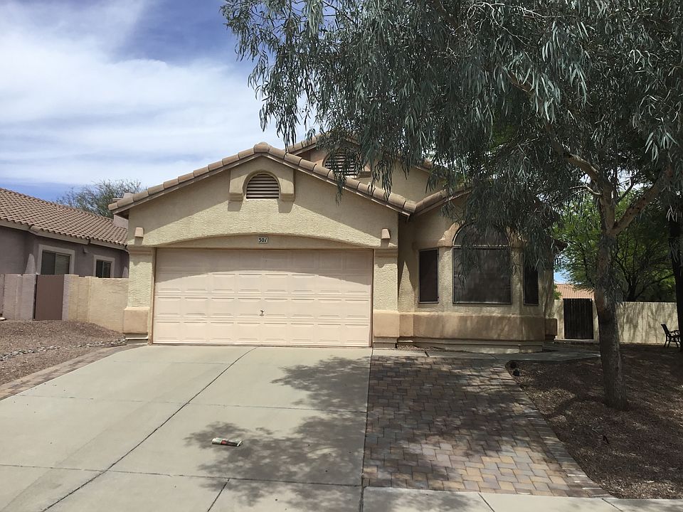 1st image of 301 E Thomas Jefferson Way