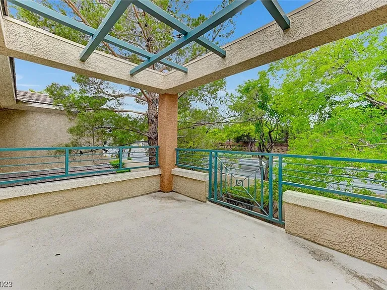 821 Titan Peak Pl — Photo 45