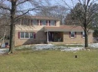 1821 Sturbridge Dr, Lancaster, PA 17601