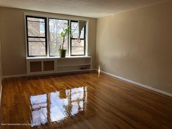 3rd image of 100 Colfax Ave APT 4N