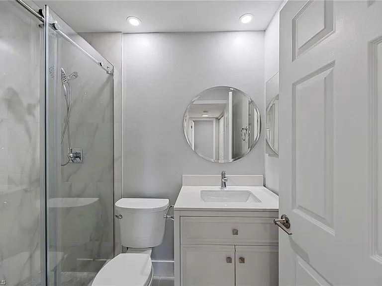 707 Neapolitan Way #707 — Photo 20