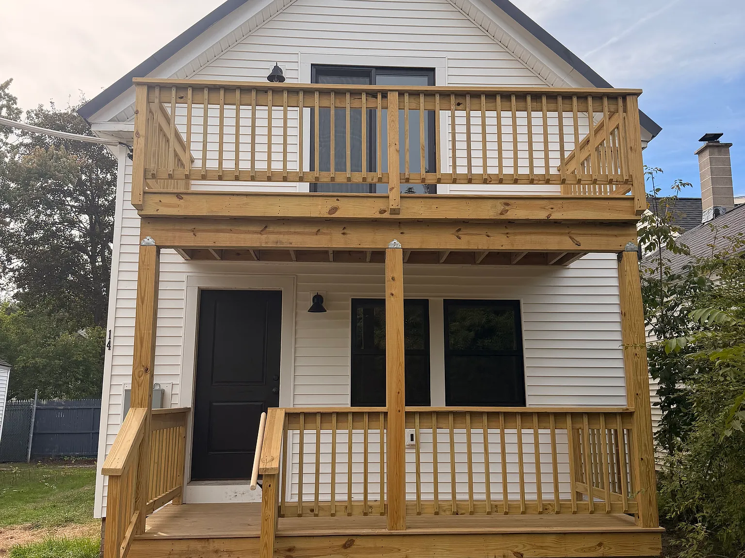 2 bed, 1.5 bath, 1200 sqft, $2,600 — Photo 1