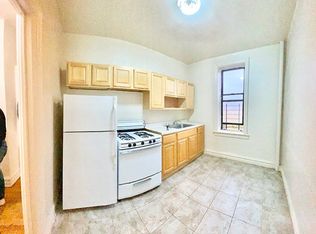 3043 Brighton 14 St #1F, Brooklyn, NY 11235