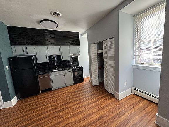 5th image of 1211 Delaware Ave APT 302