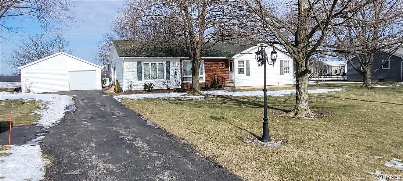 3427 Raymond Rd, Sanborn, NY 14132 Zillow