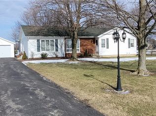 3427 Raymond Rd, Sanborn, NY 14132