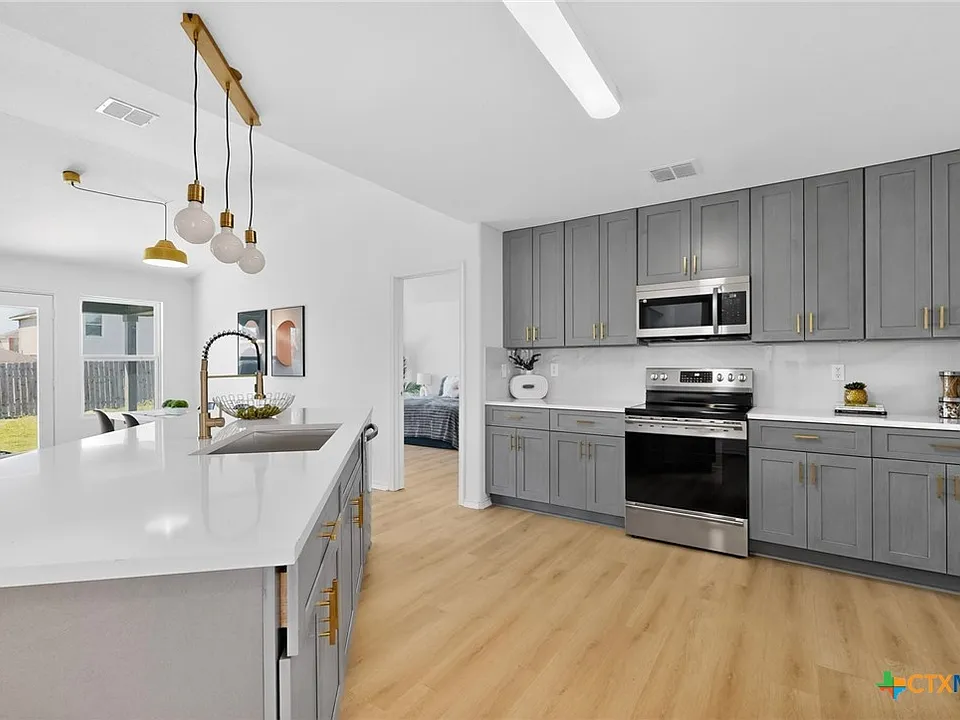7306 Concerto Dr