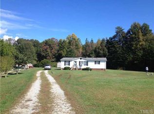 215 Dixon Ln, Roxboro, NC 27574