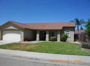 220 Double Tree Way, Madera, CA 93637