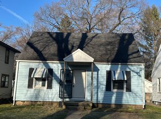 1617 Obrien St, South Bend, IN 46628