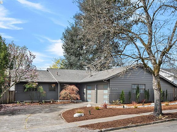 2nd image of 3005 SW 113th Ave