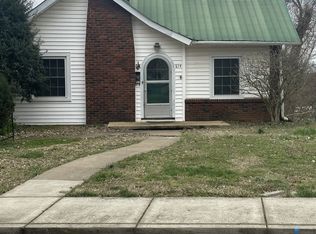 614 Anderson Dr, Clarksville, TN 37040