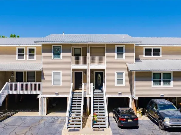 6 Yacht Club Dr APT 121, Daphne, AL 36526