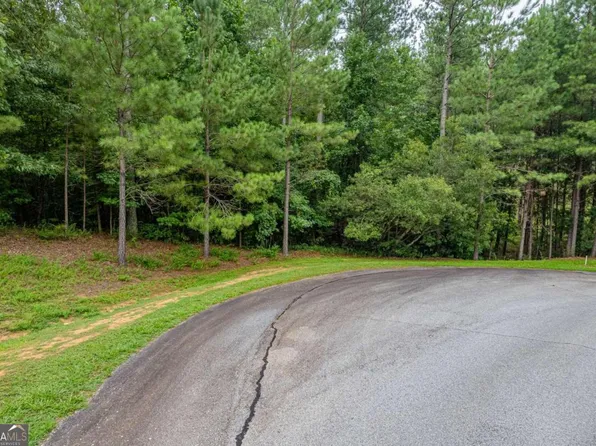 1061 Apalachee Meadows Dr #25, Madison, GA 30650