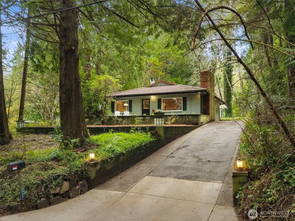 15311 Sandy Hook Road NE, Poulsbo, WA 98370