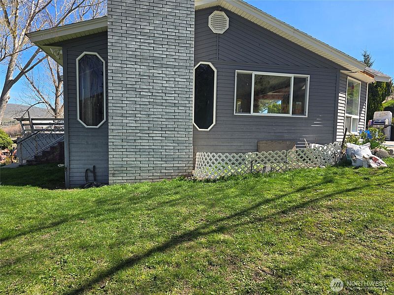 4th image of 710 Adobe Way