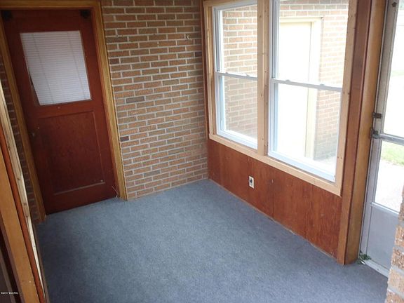 2nd image of 1547 Escott Ave NW