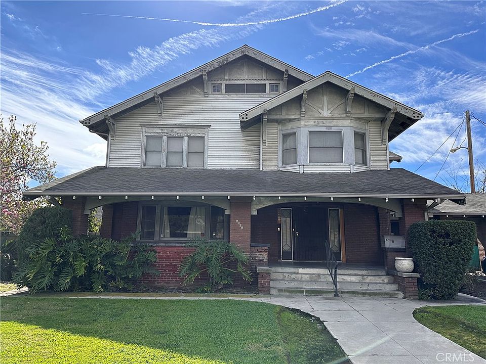 1st image of 2320 W 25th St