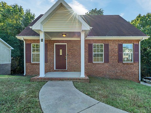 3rd image of 345 Brook Mead Dr