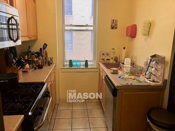 5th image of 201 W 92nd St APT 5H