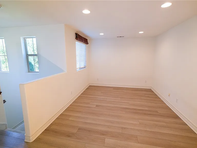 47 Latitude — Photo 13