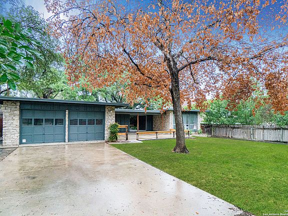 2nd image of 606 INDIGO ST