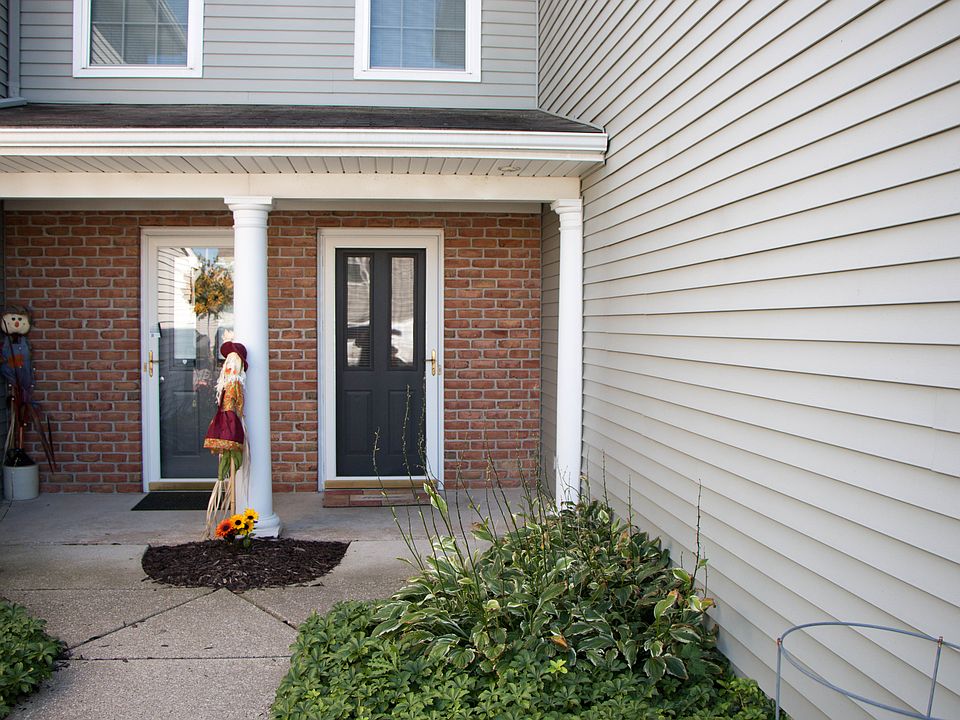 1st image of 4022 Rivertown Ln SW