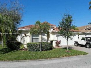 5089 SW 33rd Way, Fort Lauderdale, FL 33312