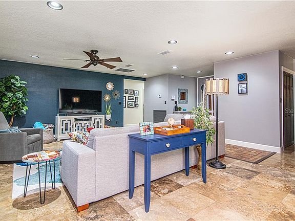 5th image of 3021 Joan Ct