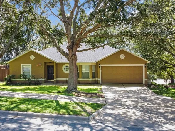 908 Bristle Cone Ct, Minneola, FL 34715