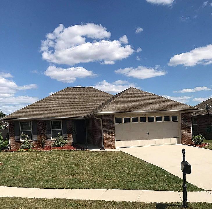 1st image of 412 Summer Cove Cir NW