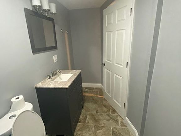 5th image of 53 Orlando St #1
