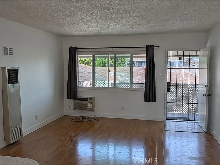 315 S Pine St — Photo 6