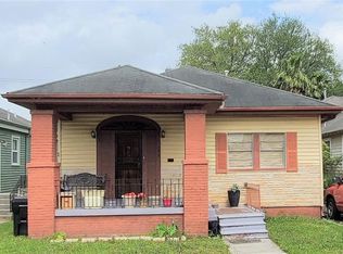 3639 Piedmont Dr, New Orleans, LA 70122