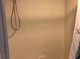 15 Spring Garden St, Warwick, RI 02888