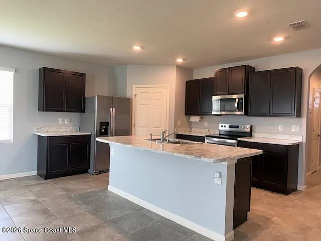 239 Guinevere Dr SW — Photo 5