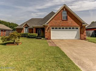 6934 Braybourne Main, Olive Branch, MS 38654
