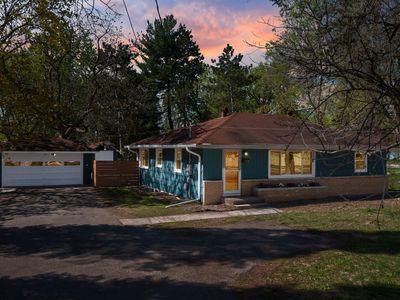 3021 W Old Shakopee Rd, Bloomington, MN, 55431