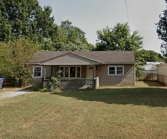 2 bed, 984 sqft, $1,199 — Photo 1