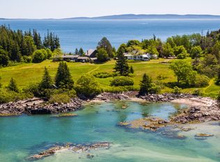 204 Coombs Neck Rd, Vinalhaven, ME 04863