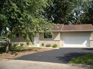 210 Kothman Cir, Clearwater, MN 55320