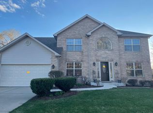 13356 Vicarage Dr, Plainfield, IL 60585
