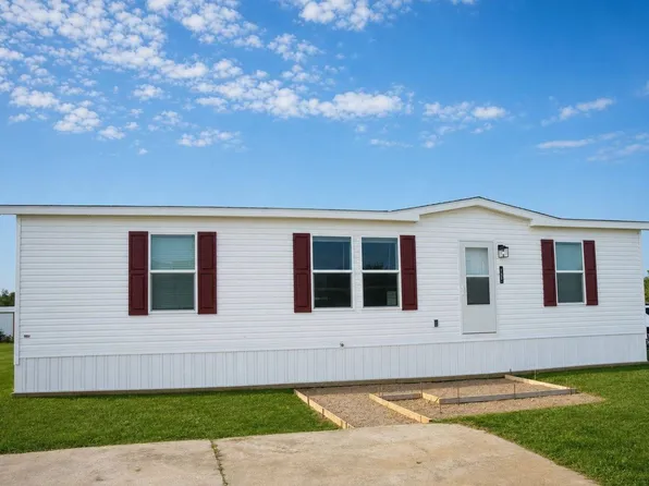 425 S Shoup St #181, Angola, IN 46703