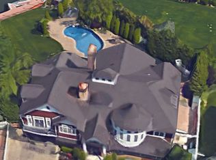 45 Sunset Blvd, Massapequa, NY 11758