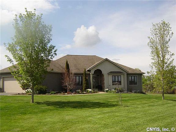 2nd image of 6943 Clematis Cir