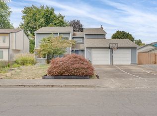 3697 Silverstone Dr NE, Salem, OR 97305