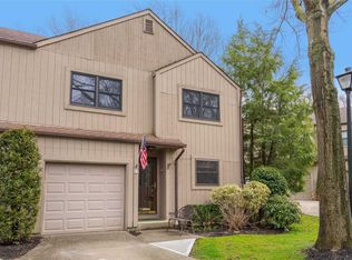 17 High Oak Ct, Huntington, NY 11743