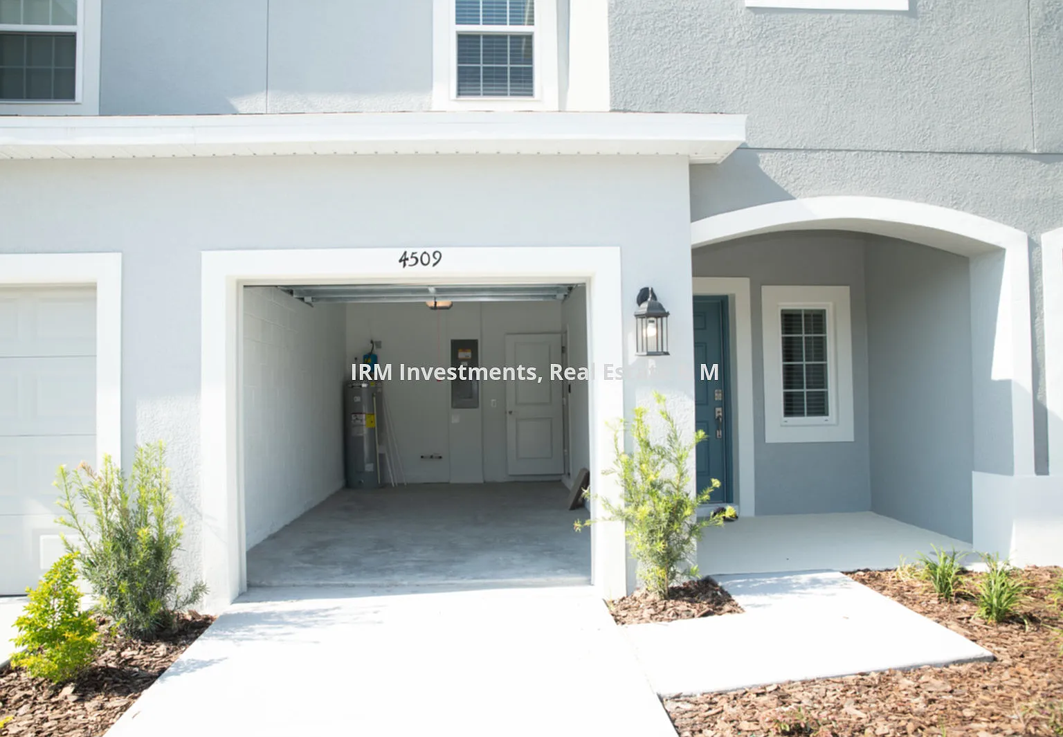 3 bed, 2.5 bath, $1,975 — Photo 2